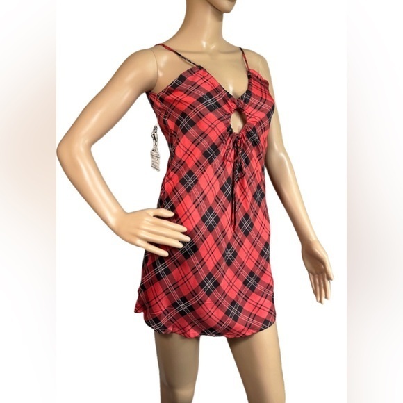 RVCA Blake Mini Slip Dress - Picture 1 of 4